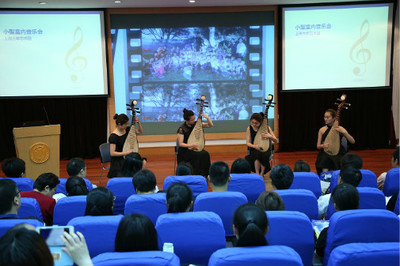 上海大學(xué)2017年校園開(kāi)放日暨本科招生咨詢(xún)會(huì)成功舉辦