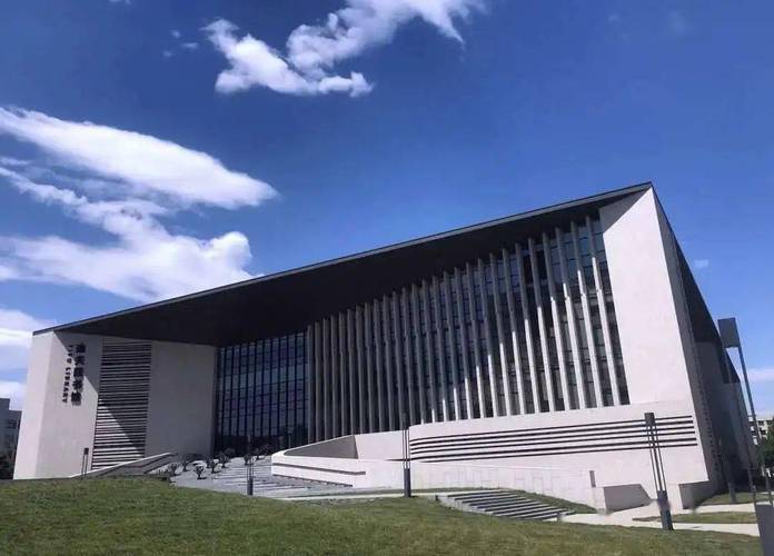 96 榮登朝陽(yáng)區(qū)文化藝術(shù)評(píng)價(jià)榜第2名的 別人家